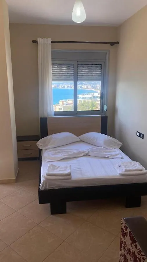 Al Hotel Vlorë 3*,  Albanien