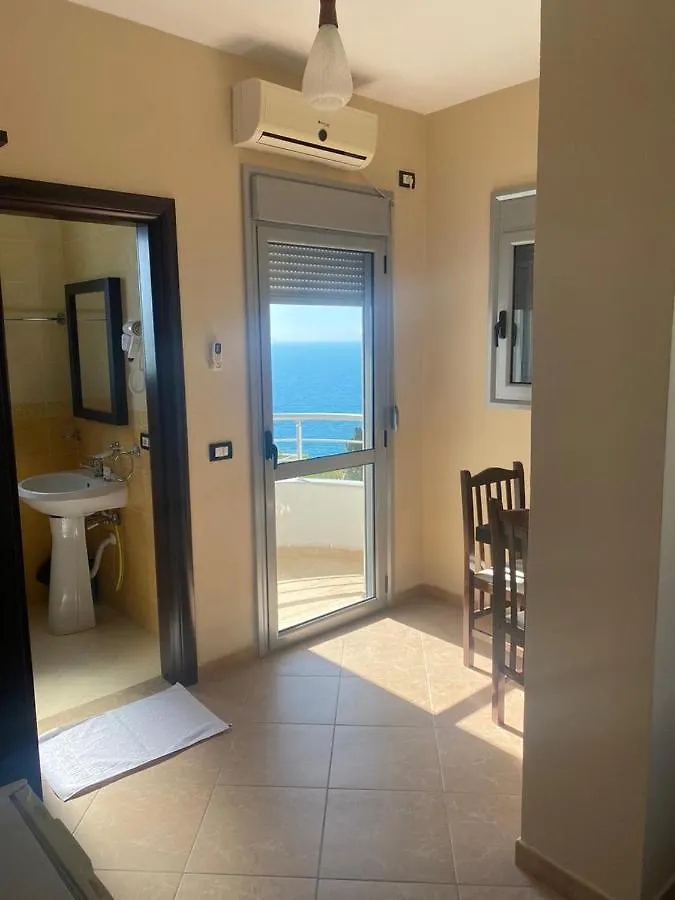 Al Hotel Vlorë